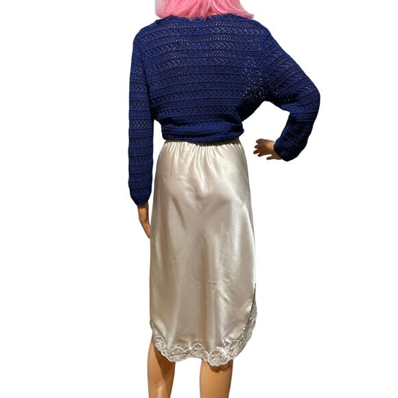 Vintage Cream Lace Trimmed Half Slip Skirt - Picture 10 of 12